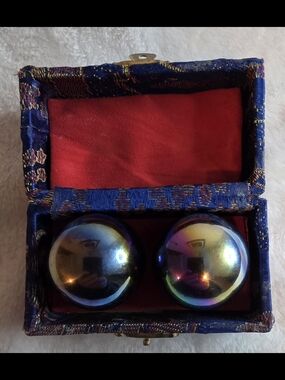 Chinese Baoding Stress Balls with Brocade Box